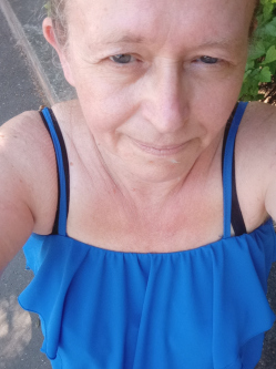 Erzs�bet, 55 �ves t�rskeres� n�, Egercsehi