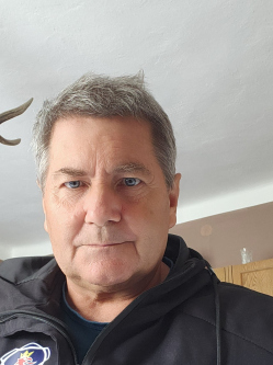 Ferenc, 59 �ves t�rskeres� f�rfi, Magyargencs
