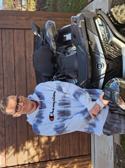 Dominik, 22 �ves t�rskeres� f�rfi, Domb�v�r