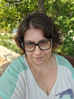 Bogl�rka, 34 �ves t�rskeres� n�, Tarcal