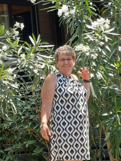 M�ria, 57 �ves t�rskeres� n�, Ny�regyh�za