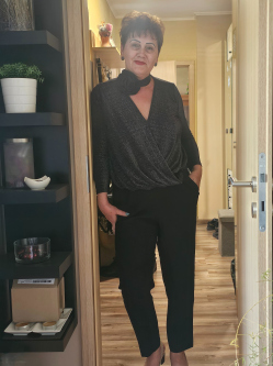 Zsuzsa, 66 �ves t�rskeres� n�, Miskolc