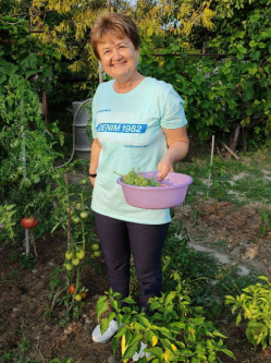 Timi, 61 �ves t�rskeres� n�, Mosonmagyar�v�r