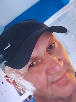 Ferenc, 56 �ves t�rskeres� f�rfi, G�d�ll�