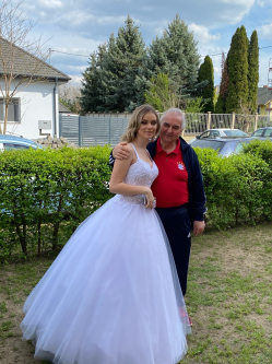 Stefan, 72 �ves t�rskeres� f�rfi, G�d�ll�