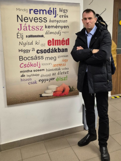P�ter, 40 �ves t�rskeres� f�rfi, Balassagyarmat
