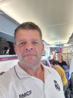 Istv�n, 55 �ves t�rskeres� f�rfi, Szombathely