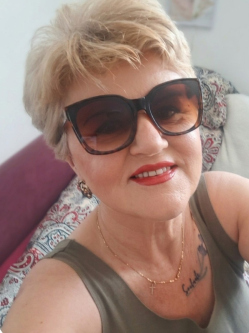L�via, 63 �ves t�rskeres� n�, B�cs