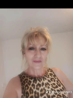 Erzs�bet, 56 �ves t�rskeres� n�, Zeeland