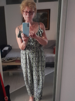 Judit, 70 �ves t�rskeres� n�, �jk�gy�s