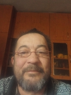Ferenc, 58 �ves t�rskeres� f�rfi, Kecsk�d