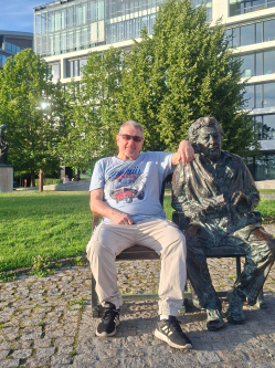 Endre, 71 �ves t�rskeres� f�rfi, Budapest