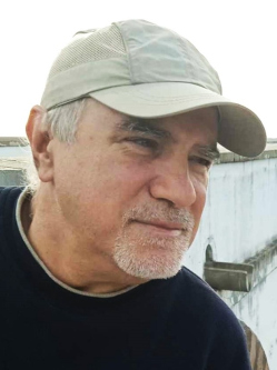 Tibor, 65 �ves t�rskeres� f�rfi, Szolnok