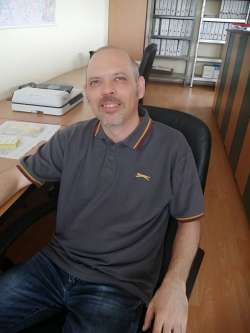 J�zsi, 50 �ves t�rskeres� f�rfi, Ajka