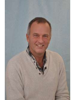 Szabolcs, 62 �ves t�rskeres� f�rfi, Szeged
