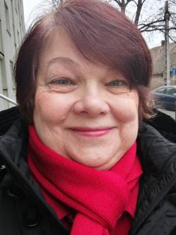 Gy�rgyi, 64 �ves t�rskeres� n�, Szeksz�rd