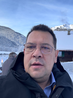 Ferenc, 52 �ves csan�dap�cai t�rskeres� f�rfi