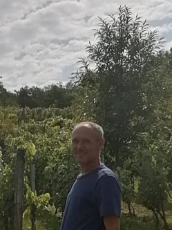 Attila, 51 �ves t�rskeres� f�rfi, Balatonmagyar�d