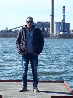 P�ter, 51 �ves t�rskeres� f�rfi, Gy�r