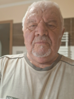 J�nos, 78 �ves t�rskeres� f�rfi, Kisk�r�s
