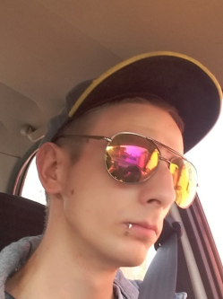 Csaba, 34 �ves t�rskeres� f�rfi, Kimle