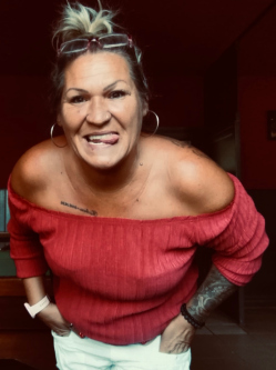 Zsuzsi, 44 �ves t�rskeres� n�, Murony