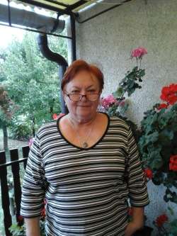 Ilona, 73 �ves t�rskeres� n�, Szerencs