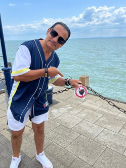 Ferenc, 47 �ves t�rskeres� f�rfi, Hal�sztelek
