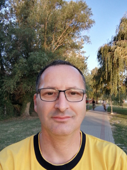 Tam�s, 49 �ves t�rskeres� f�rfi, Si�fok